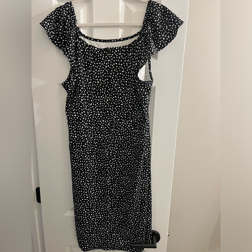 NEW STILL WITH TAGS Old Navy Dress